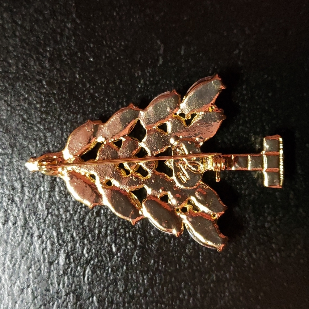 Vintage Christmas Brooch - Picture 5 of 5